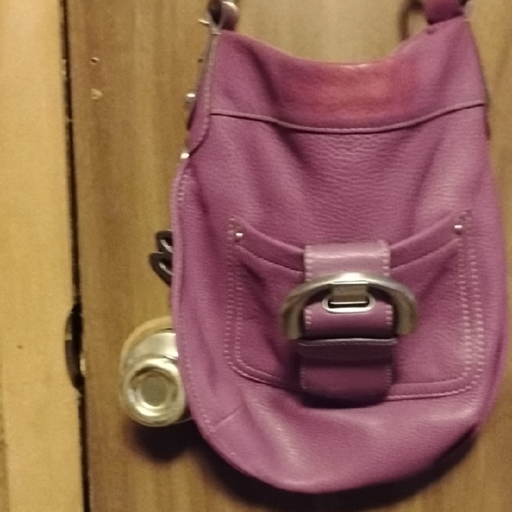 Ladies B. Makowsky Leather Crossbody Purse